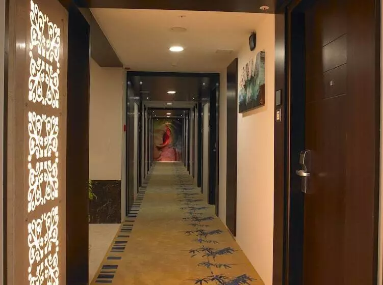 Blu Petal  A Business