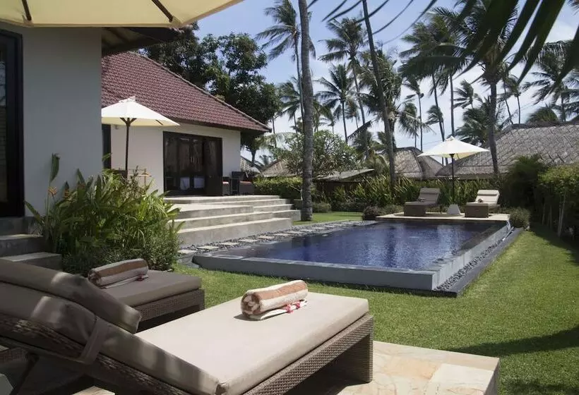 Kubu Indah Dive & Spa Resort