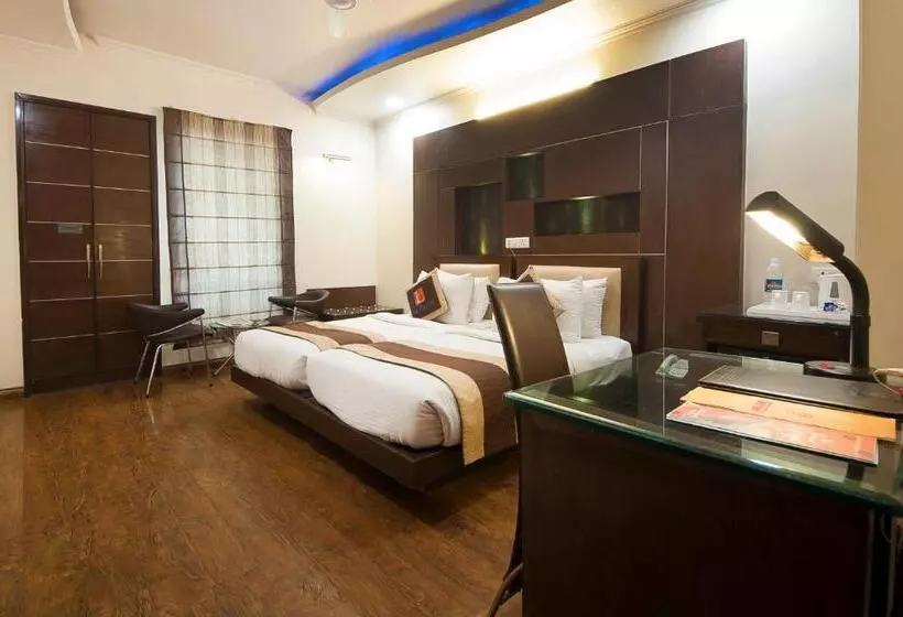 Fotos del hotel Le Cadre @ Kailash Metro:  12