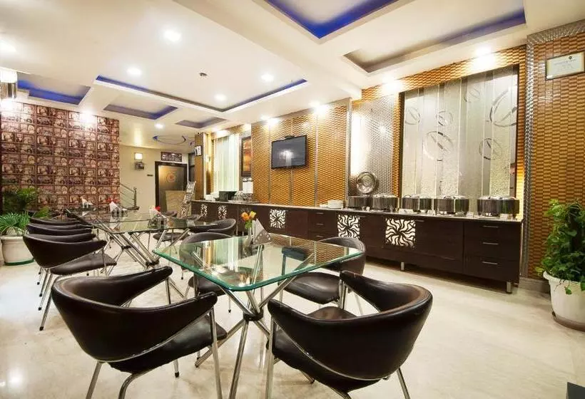 Fotos del hotel Le Cadre @ Kailash Metro:  23