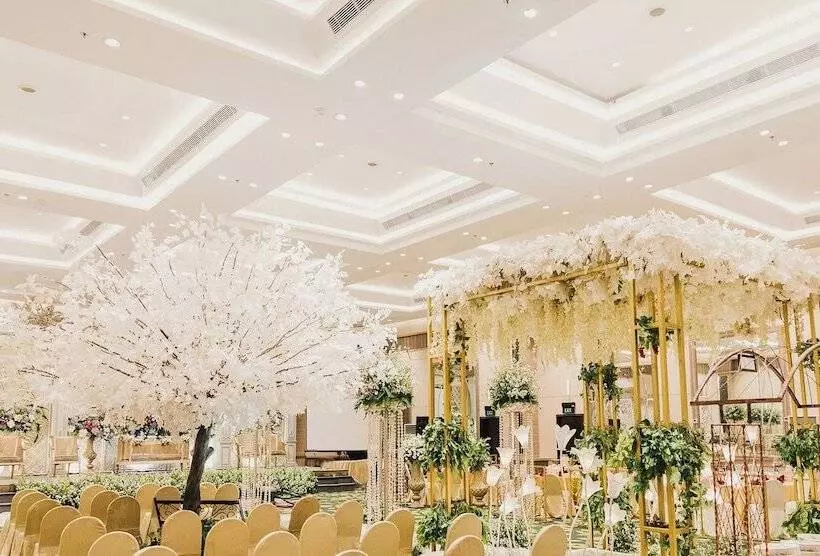 Fotos del hotel Lumire  & Convention Centre:  21