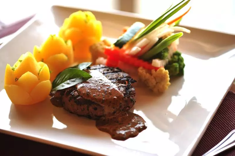 Fotos del hotel Cocotinos Sekotong, A Boutique Beach Resort & Spa:  4