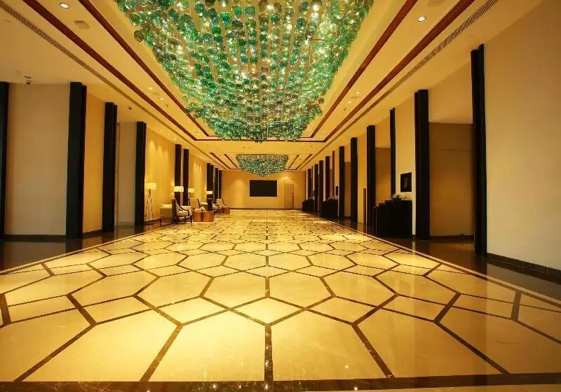 Fotos del hotel Crowne Plaza New Delhi Mayur Vihar Noida, An Ihg:  3