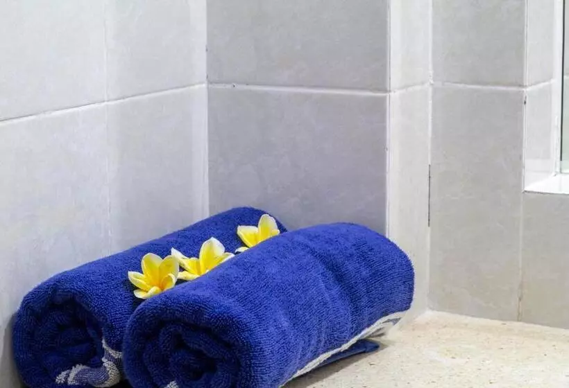 Fotos del hotel Fourteen Roses Beach:  4