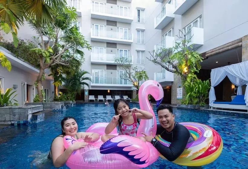 Fotos del hotel Grand Ixora Kuta Resort:  2