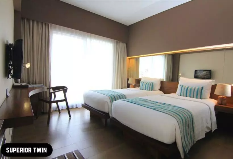 Grand Ixora Kuta Resort