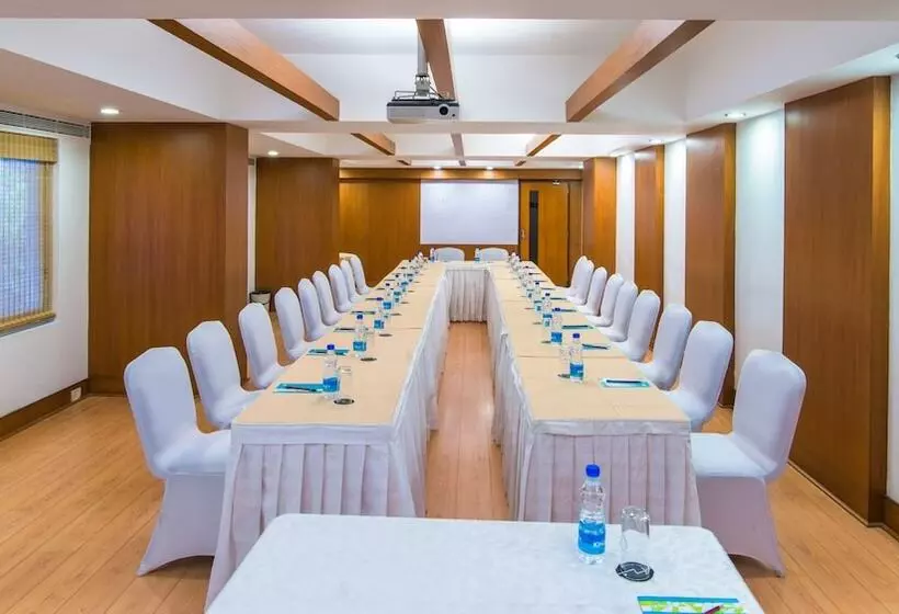 Fotos del hotel Halcyon Residences:  15