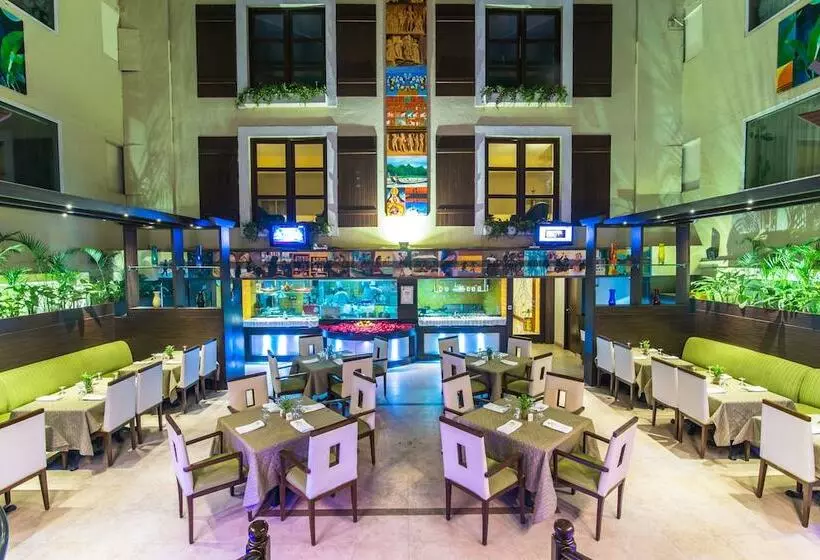 Fotos del hotel Halcyon Residences:  5