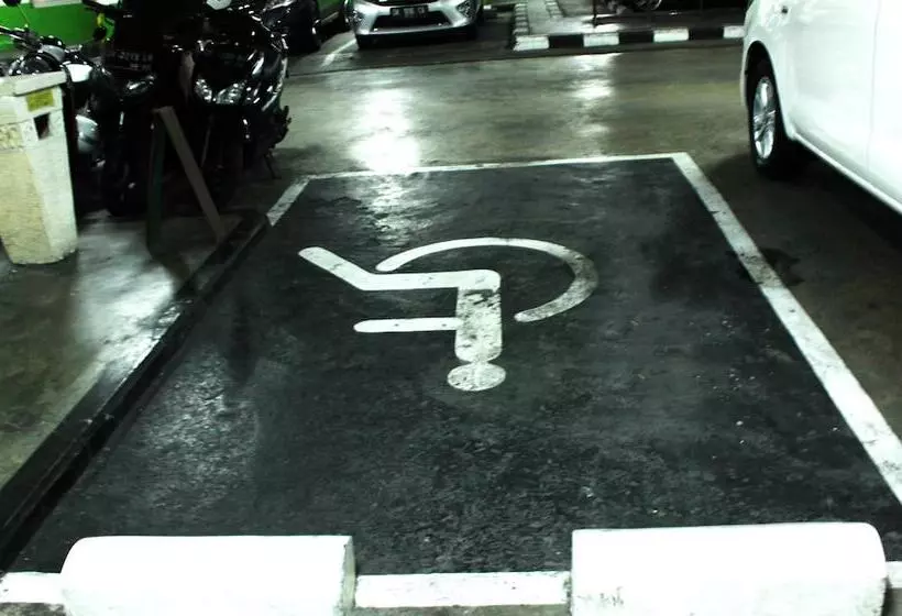 Fotos del hotel Ibis Styles Bali Denpasar:  9