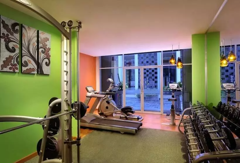 Fotos del hotel Ibis Styles Bali Denpasar:  3