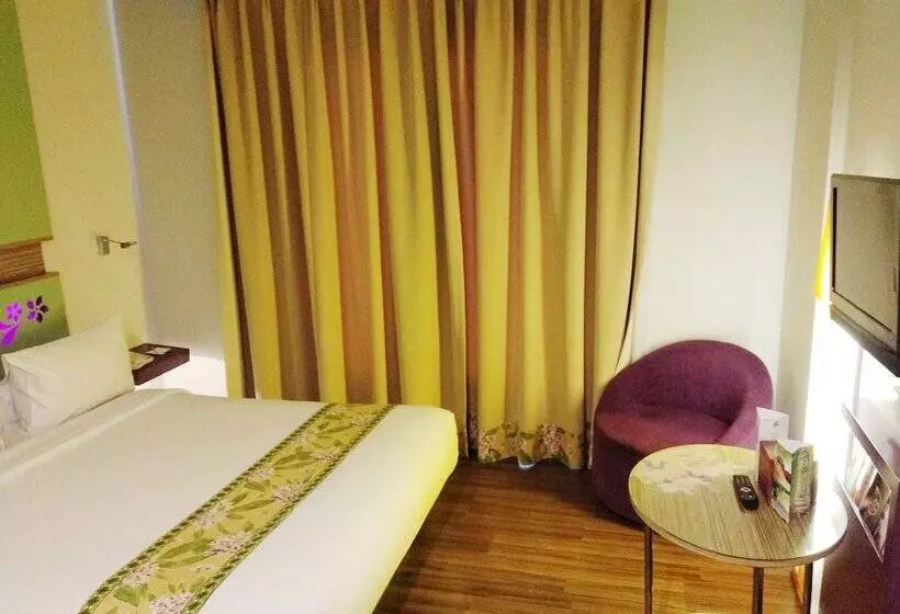 Fotos del hotel Ibis Styles Bali Denpasar:  19