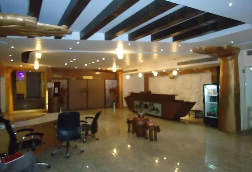 Fotos del hotel Maan Residency:  3