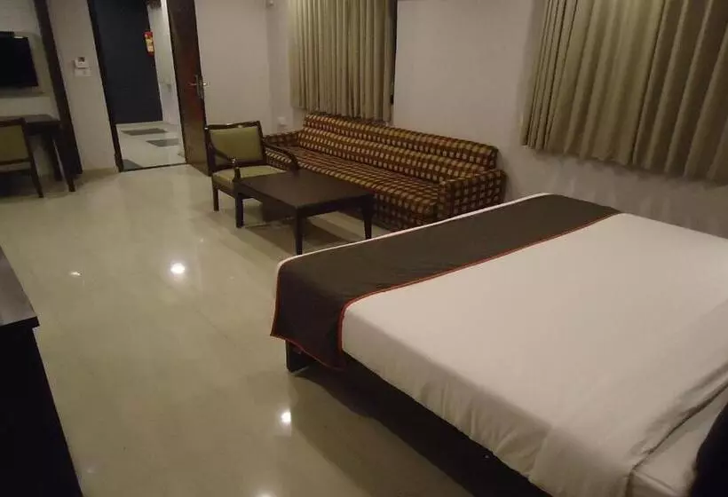 Fotos del hotel Maan Residency:  8