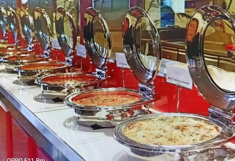 Fotos del hotel St Laurn Koregaon Park Pune:  8