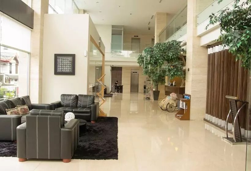 Fotos del hotel Verona Palace Hotel Bandung:  3