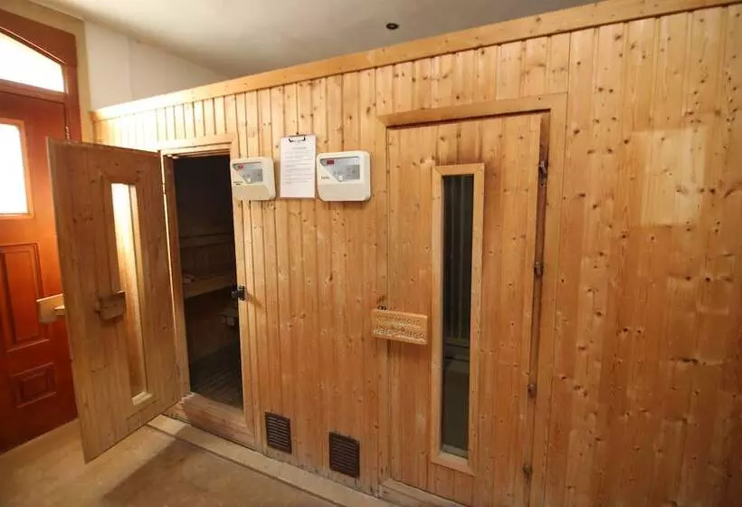 Fotos del hotel Tamra Beach Resort:  5