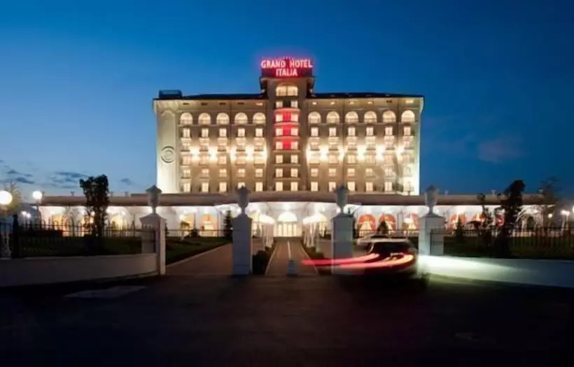 Fotos del hotel Grand Hotel Italia:  8