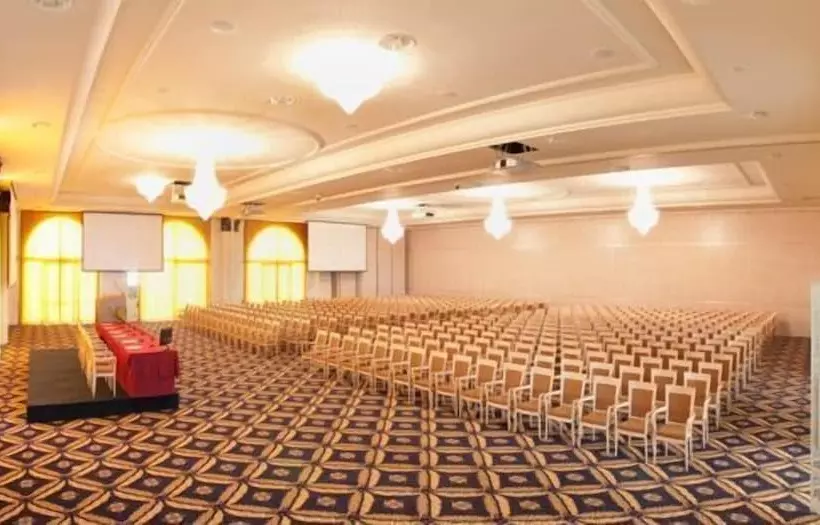 Fotos del hotel Grand Hotel Italia:  6