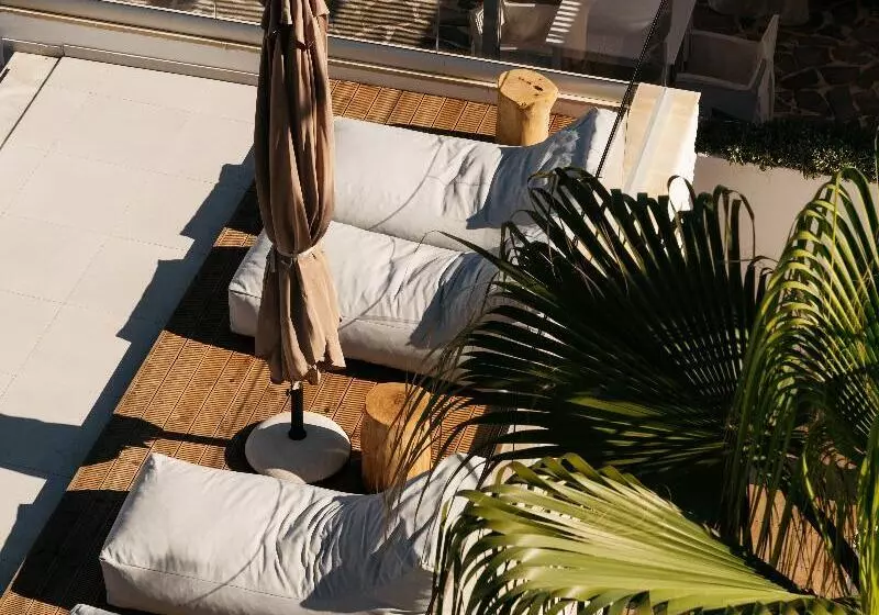 Fotos del hotel Petradi Beach Lounge:  5