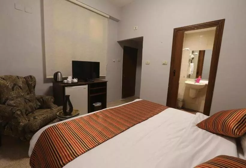 Fotos del hotel Riviera:  5