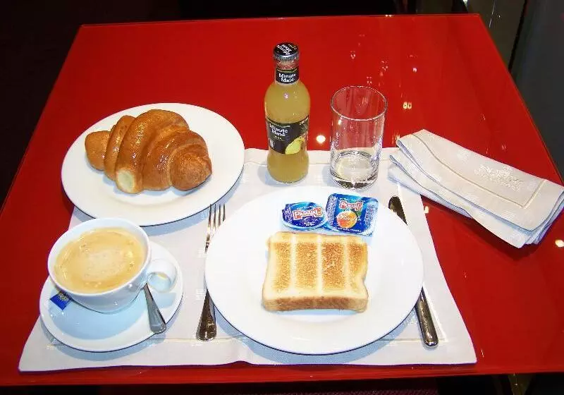 Fotos del hotel Washington Parquesol Suites &:  4