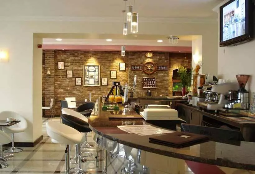 Fotos del hotel Eastbourne Riviera:  5