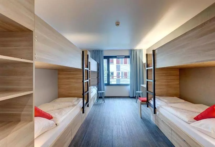 Fotos del hotel Meininger Hotel Wien Downtown Franz:  24