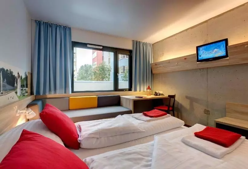 Fotos del hotel Meininger Hotel Wien Downtown Franz:  18