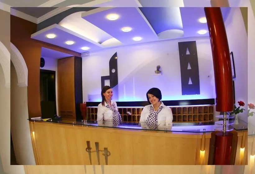 Fotos del hotel Ionis Art:  3