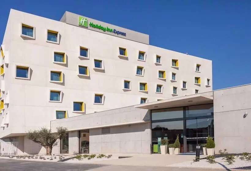 Holiday Inn Express Montpellier – Odysseum, An Ihg