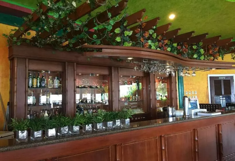 Fotos del hotel Flushing Meadows Resort And Playground:  13