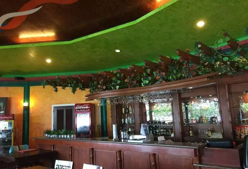 Fotos del hotel Flushing Meadows Resort And Playground:  21