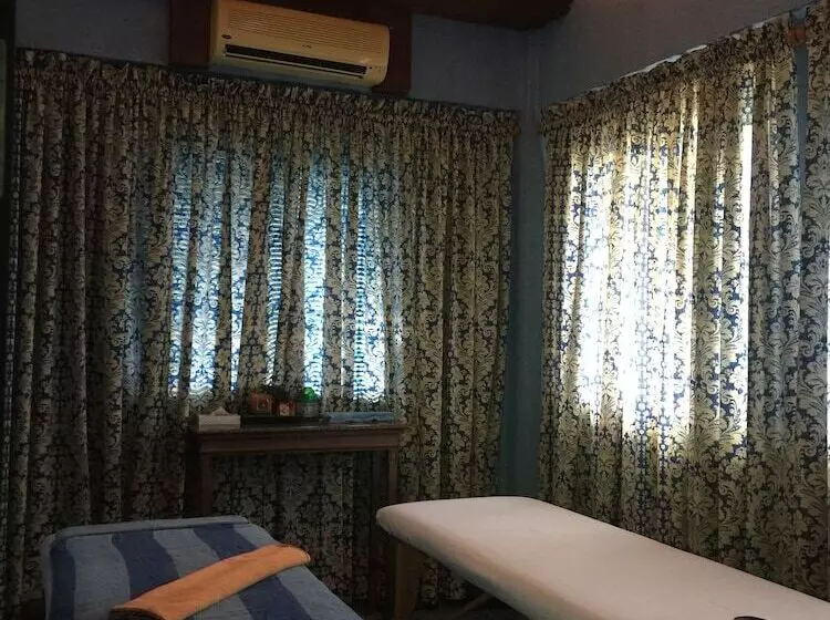 Fotos del hotel Flushing Meadows Resort And Playground:  24