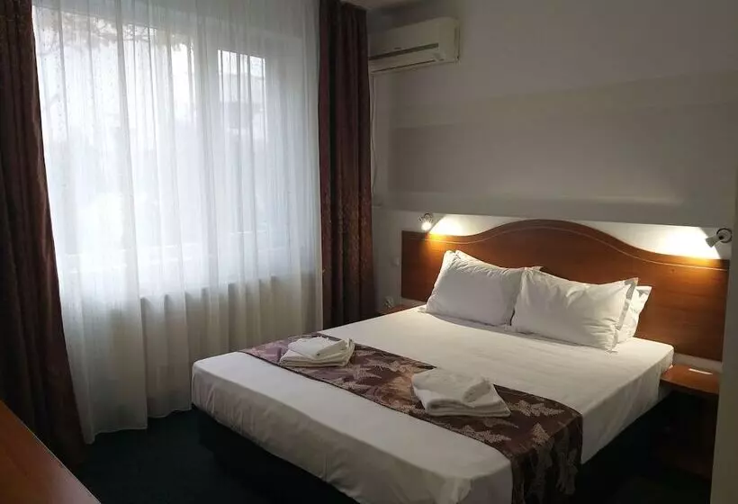 Fotos del hotel Tranzzit:  22