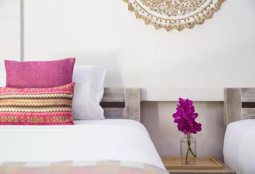 Fotos del hotel Ark Bar Beach Resort:  19