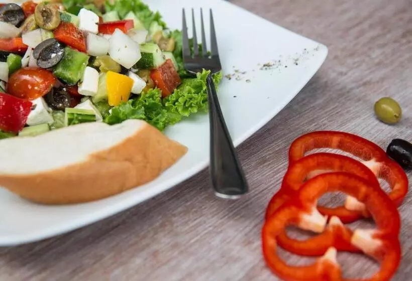 Fotos del hotel Ark Bar Beach Resort:  2