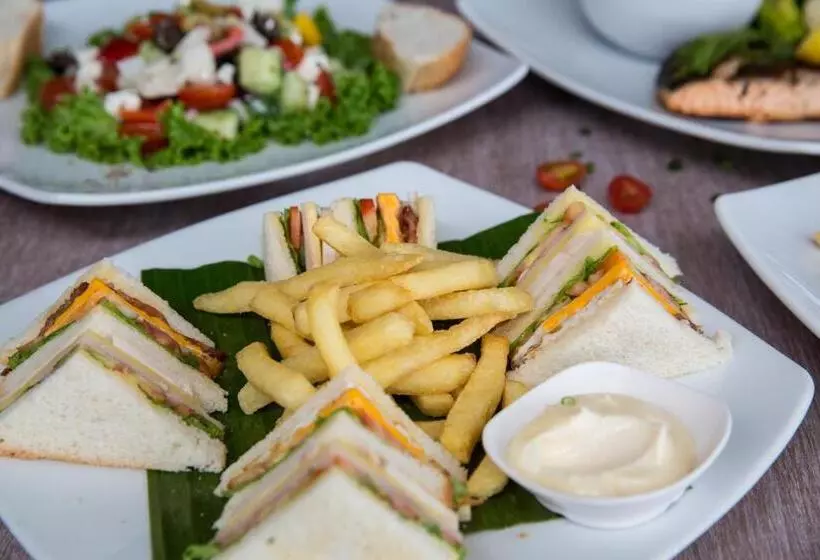 Fotos del hotel Ark Bar Beach Resort:  7