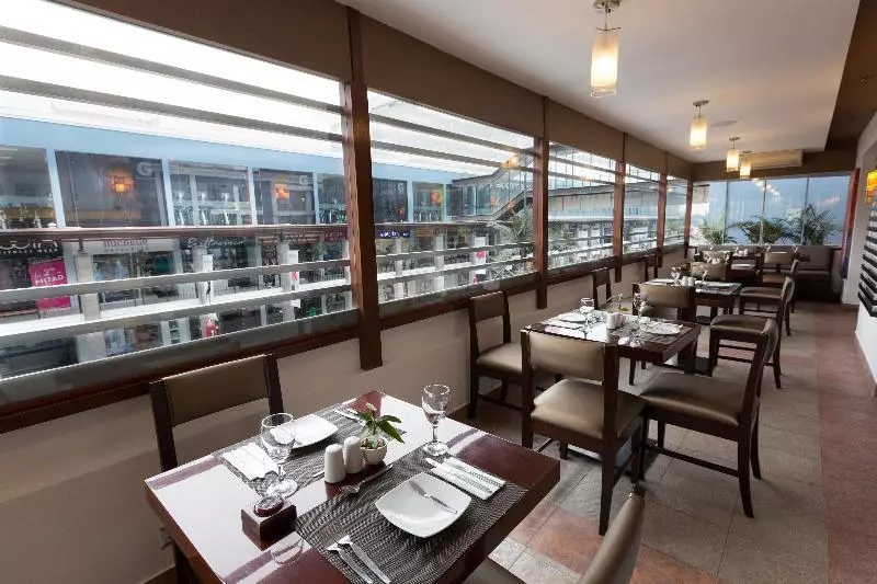 Fotos del hotel El Polo Apart Hotel & Suites:  3