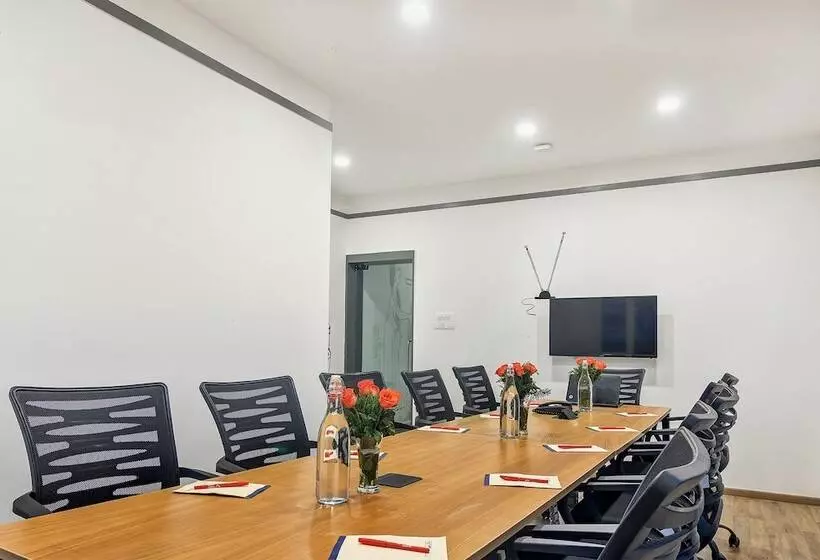 Fotos del hotel Queensway Park:  12