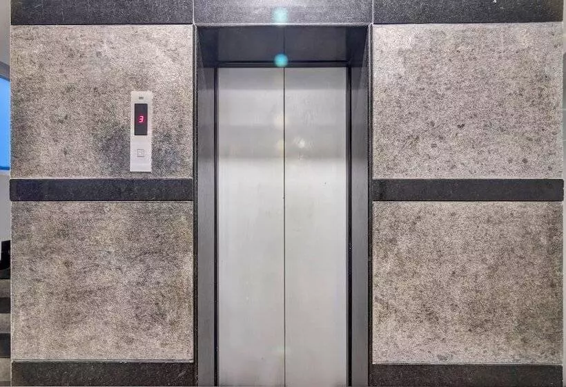 Fotos del hotel Queensway Park:  13