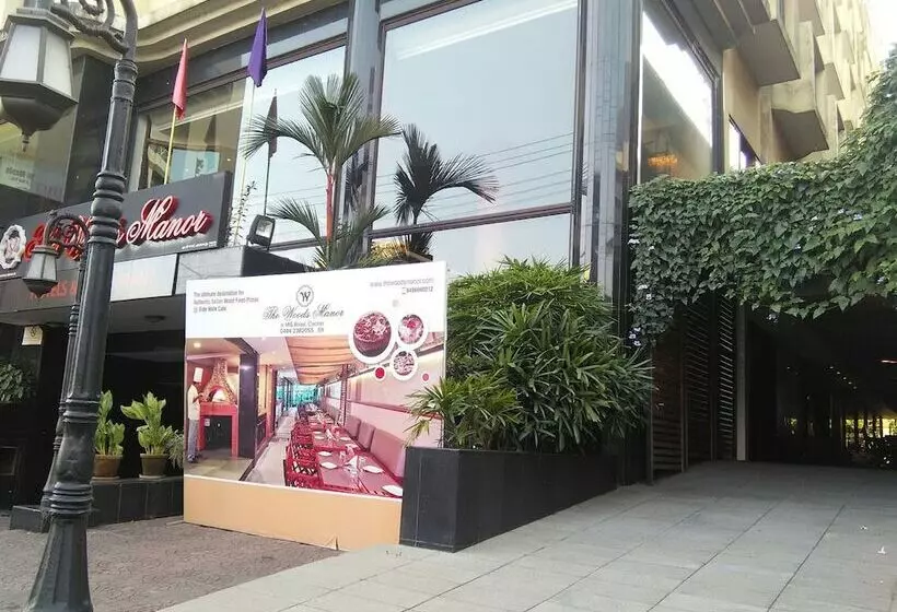 Fotos del hotel The Woods Manor Mg Road:  8