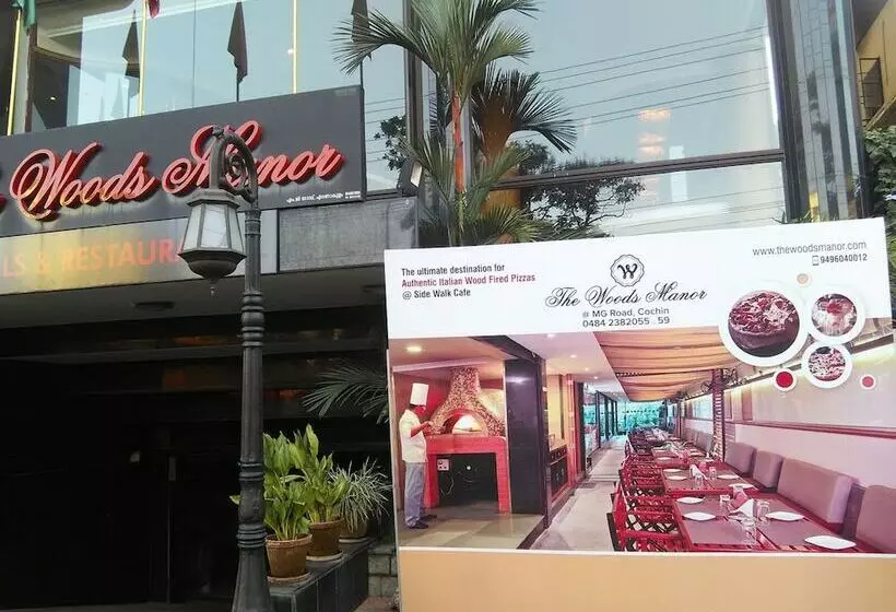 Fotos del hotel The Woods Manor Mg Road:  14