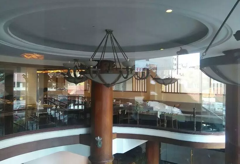 Fotos del hotel The Woods Manor Mg Road:  20