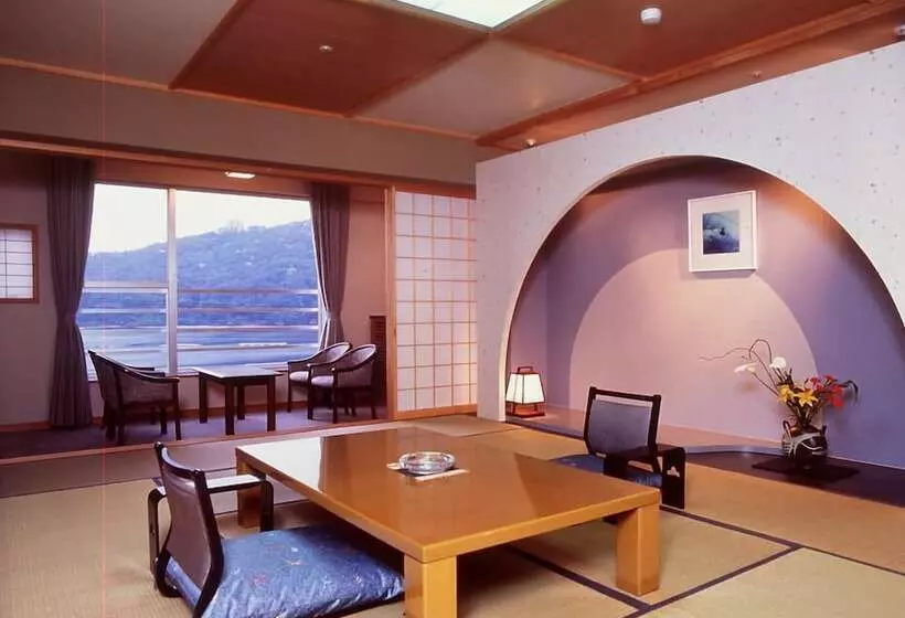 Fotos del hotel Hamanako Kanzanjionsen  Kikusuitei:  18