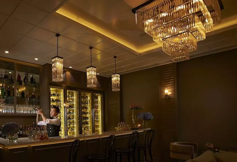 Fotos del hotel Oriental Residence Bangkok  Sha Certified:  19