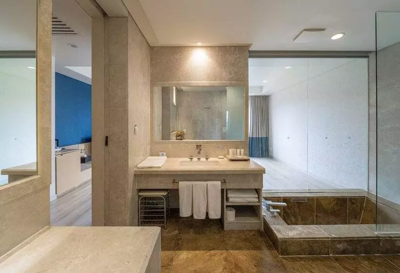 Fotos del hotel The Suites  Gyeongju:  11