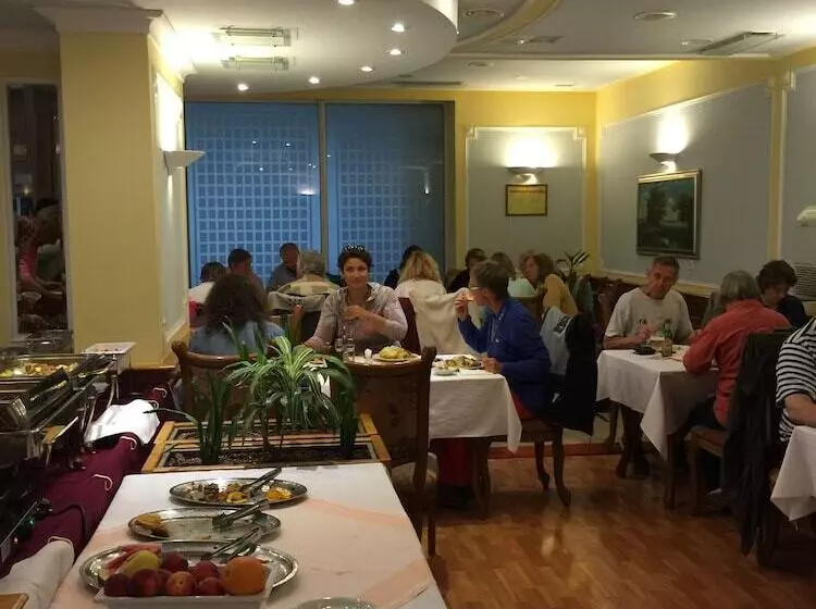 Fotos del hotel Sunce Sarajevo Vogosca:  15