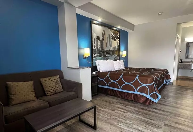 Fotos del hotel Super 8 By Wyndham Houston North I-45:  18
