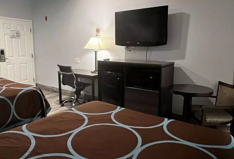 Fotos del hotel Super 8 By Wyndham Houston North I-45:  25