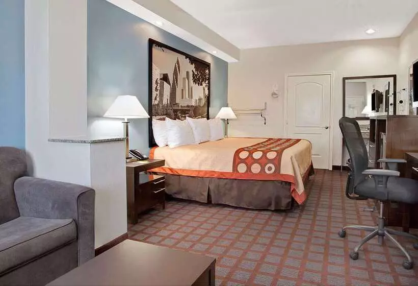 Fotos del hotel Super 8 By Wyndham Houston North I-45:  16